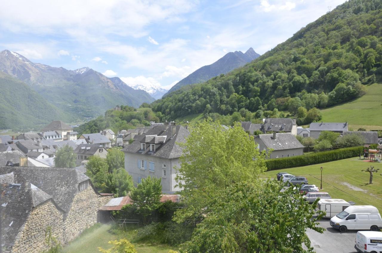 Les Rochers Saint-Savin  Exterior foto