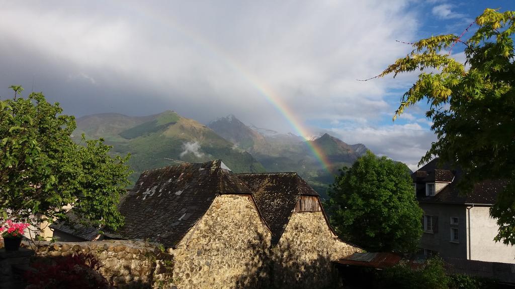 Les Rochers Saint-Savin  Exterior foto